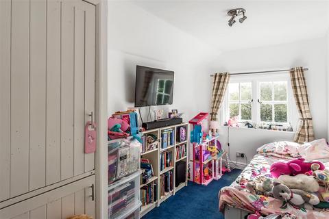 52 Lagham Road, South Godstone, Godstone, RH9 8HB