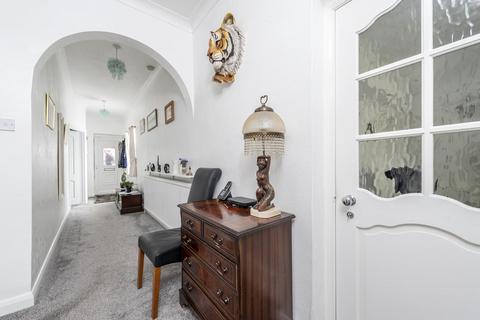 2 bedroom semi-detached bungalow for sale - The Drive, Ewell