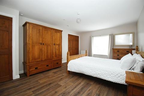 2, Ringrose Cottages Northside Road, Hollym, Withernsea, HU19 2RS