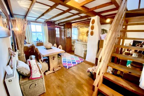 2 bedroom cottage for sale - Dinas, Pwllheli