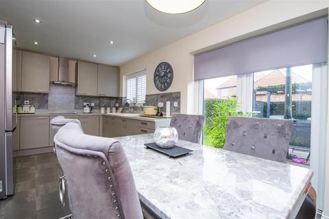 4 bedroom detached house for sale, Invention Row, Darlington