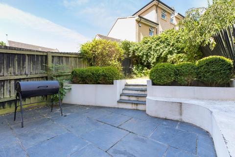 5 Fishers Mead, Long Ashton, Bristol, BS41 9EF