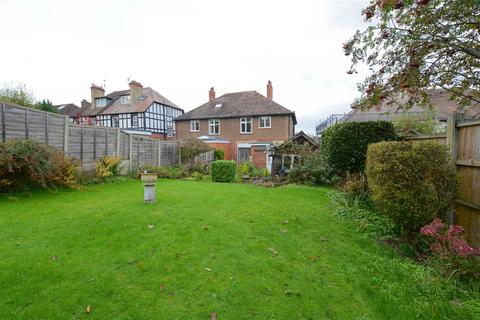 4 bedroom semi-detached house for sale, Woodfield Road, Copthorne, Shrewsbury