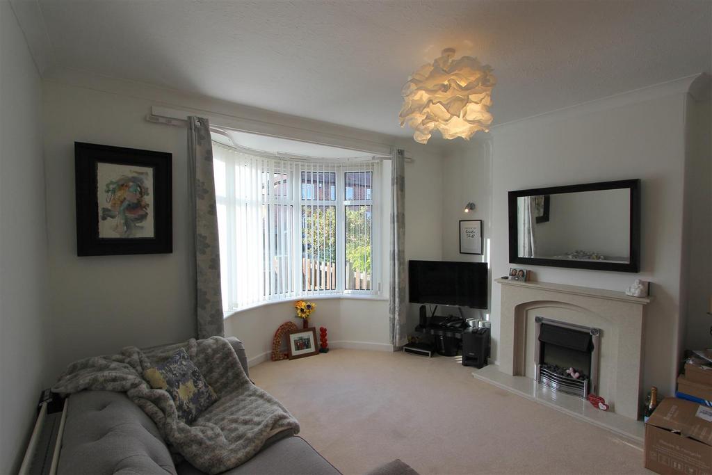 Swaledale Avenue, Darlington 3 bed semidetached house £950 pcm (£219 pw)