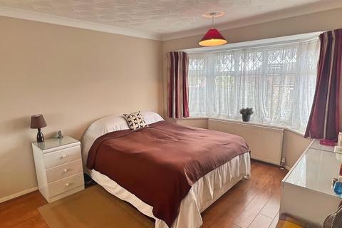 2 bedroom semi-detached bungalow for sale - Grounds Road, Four Oaks, Sutton Coldfield