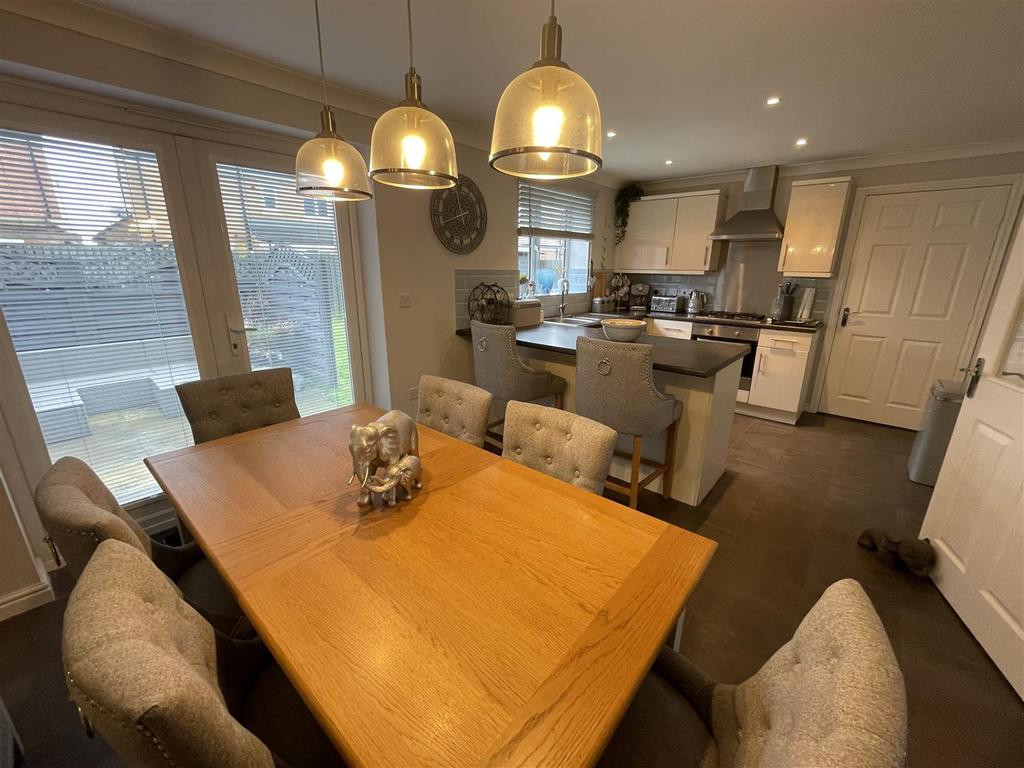 Kensington Way, Newfield, Chester Le Street 4 bed detached house for