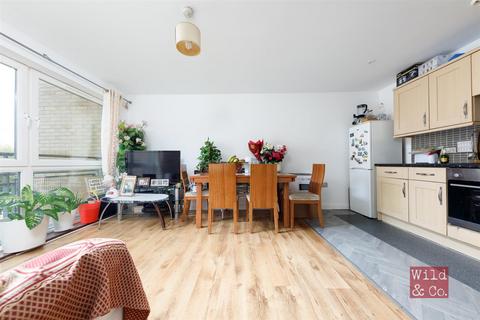 2 bedroom flat for sale, Harry Zeital Way, London