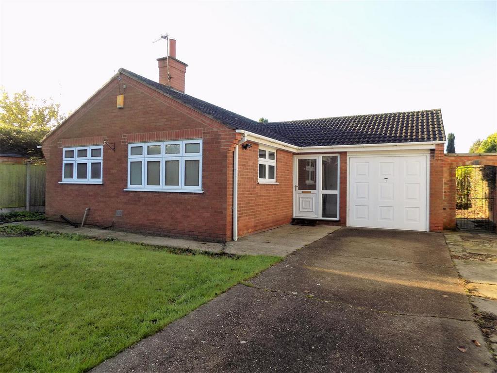 Kneeton Road, East Bridgford, Nottingham 3 bed bungalow for sale £375,000