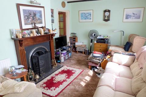 27 Gilbert Road, Harefield, Uxbridge, UB9 6NQ
