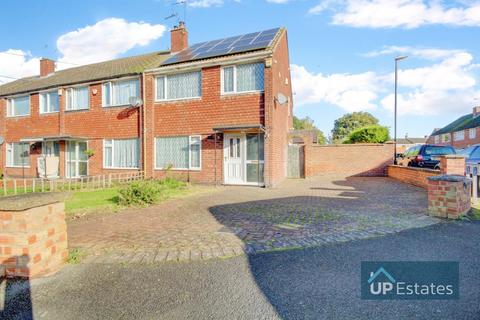3 bedroom end of terrace house for sale, Yarningale Road, Coventry