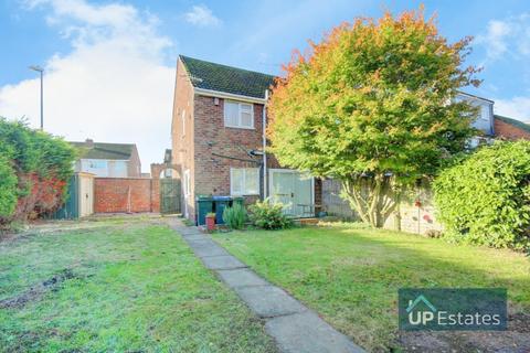 3 bedroom end of terrace house for sale, Yarningale Road, Coventry