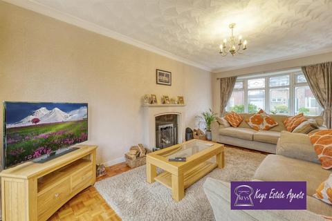 65 Sutherland Crescent, Blythe Bridge, Stoke-on-trent, ST11 9JT
