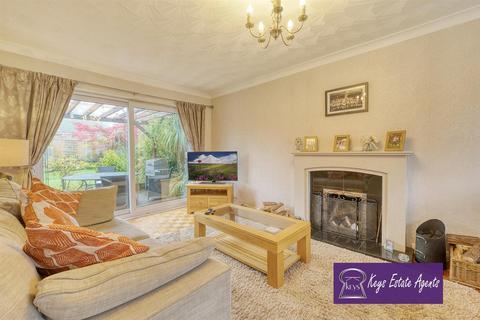 65 Sutherland Crescent, Blythe Bridge, Stoke-on-trent, ST11 9JT