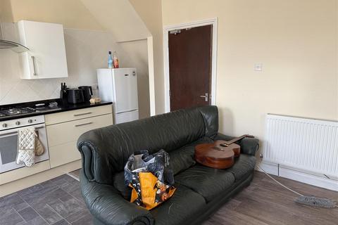 undefined, Heaton Road, Heaton, NE6