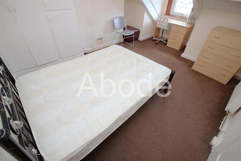 4 bedroom house to rent, Brudenell Street, Hyde Park, Leeds