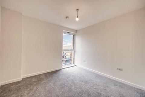 2 bedroom apartment to rent - Chailey Place, Hayes