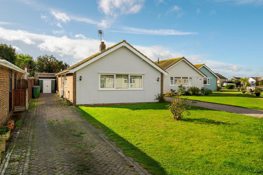 Brockman Crescent, Dymchurch, Romney Marsh, TN29 3 bed detached
