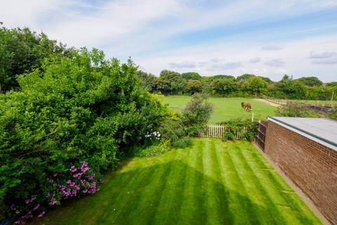 4 bedroom detached house for sale, The Street, Bossingham, Canterbury, CT4