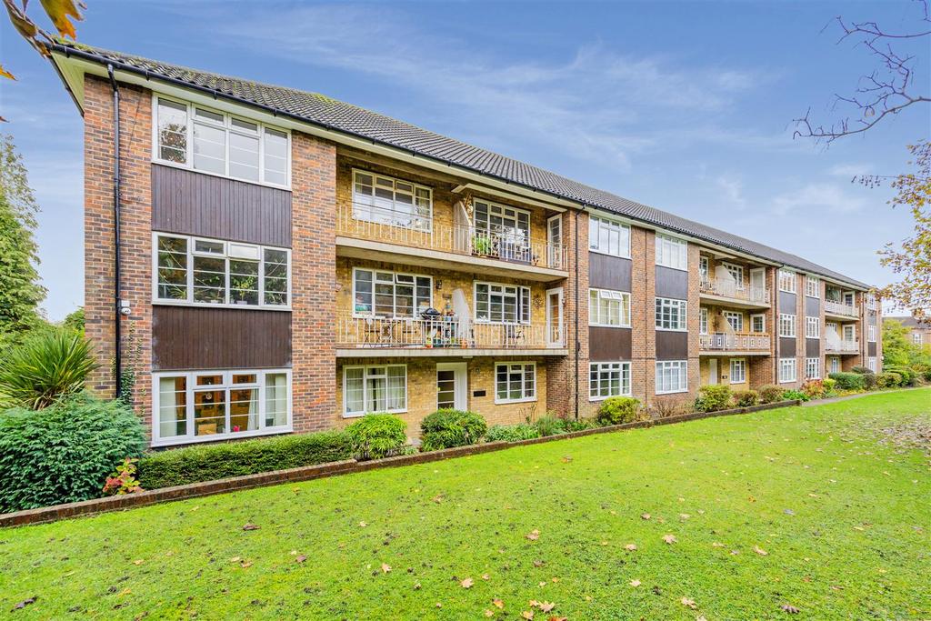 LANCASTER COURT, 33 (20 FROM 40)-35.jpg