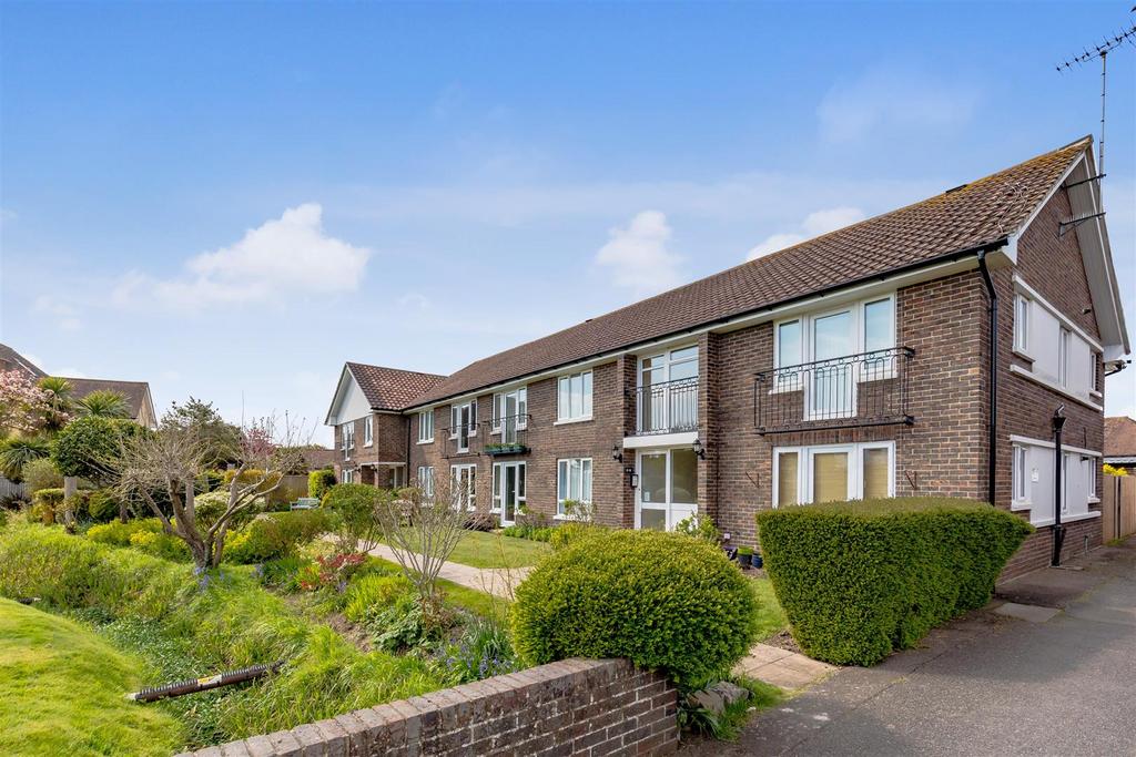 Ferringham Lane, Ferring, Worthing 1 bed flat for sale £240,000