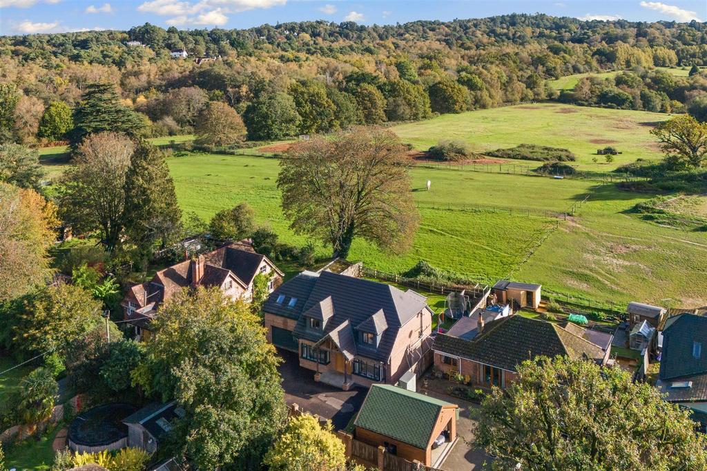 Water Lane, Storrington 5 bed detached house for sale £1,150,000