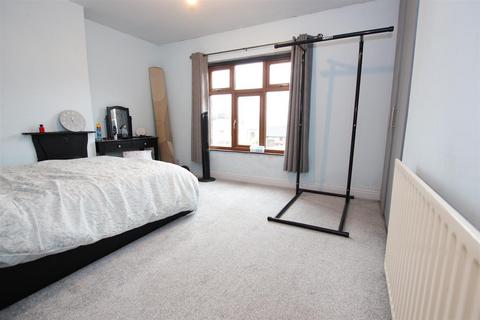 41 Albert Avenue, Bradford, BD10 9QJ
