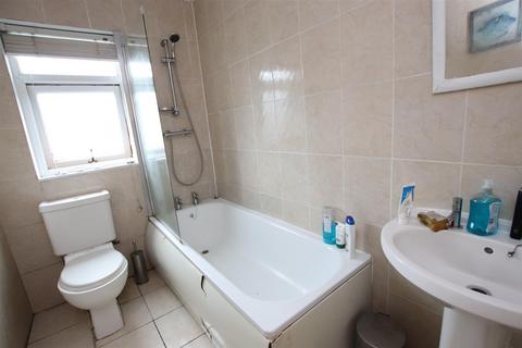 41 Albert Avenue, Bradford, BD10 9QJ