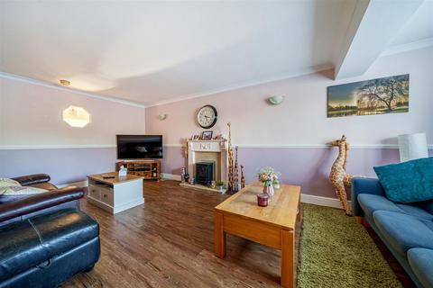 62a Anchor Road, Calne, SN11 8DU