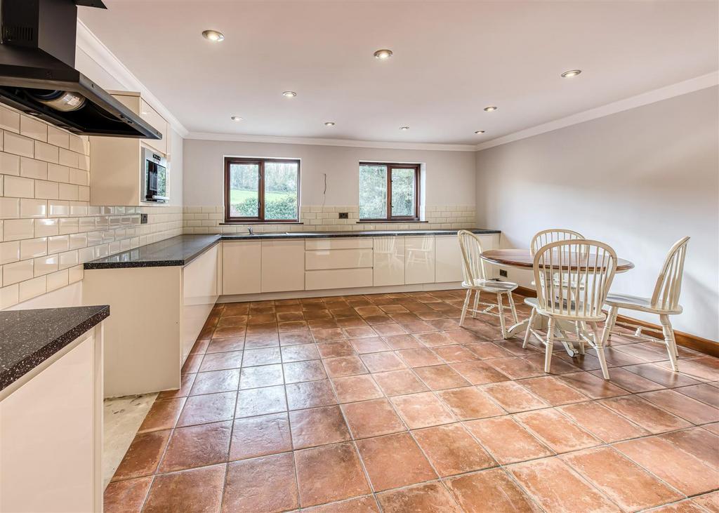 Rosebank-kitchen2.jpg