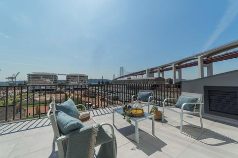 2 bedroom penthouse, Alcantra Penthouse