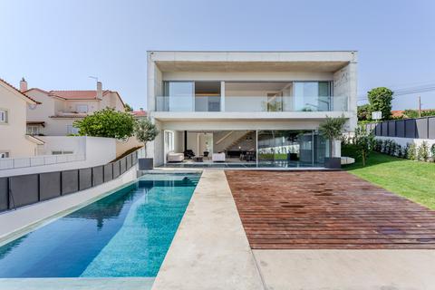 4 bedroom villa, Modern Family Villa