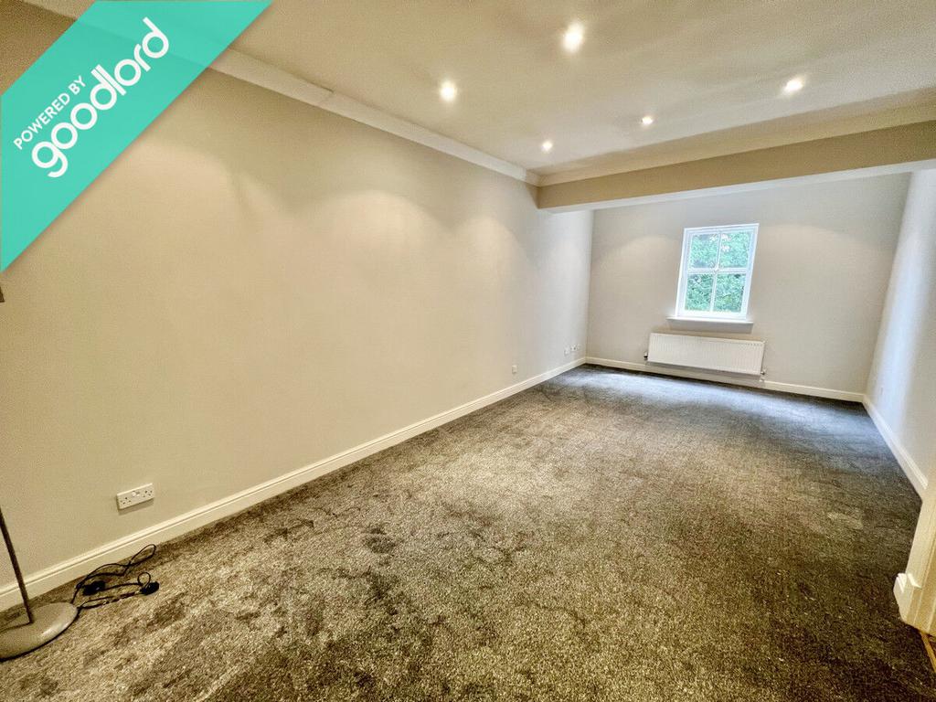 Rectory Lane, Lymm, WA13 0AQ 2 bed apartment £950 pcm (£219 pw)