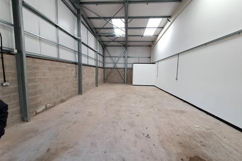 Industrial unit to rent, Unit 15C Alexandra Trading Estate, Alexandra Road, Birmingham, B21 0PD