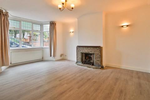 32 Coombe Lane West, Kingston Upon Thames, KT2 7BX