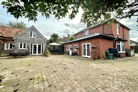 5 bedroom detached house for sale, Hightown Road, Ringwood, Hampshire, BH24