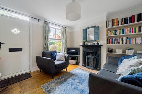 4 Harts Yard, Godalming, GU7 1AS