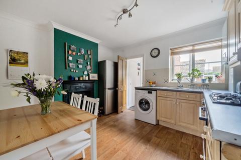 4 Harts Yard, Godalming, GU7 1AS