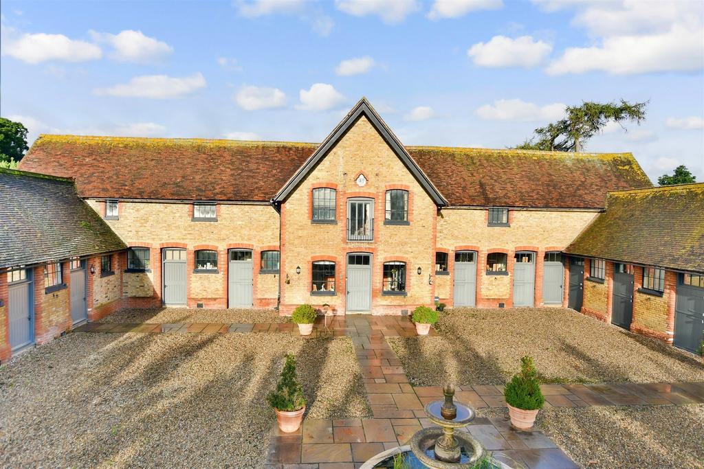 Rushett Lane, Norton, Faversham, Kent 3 bed character property £680,000