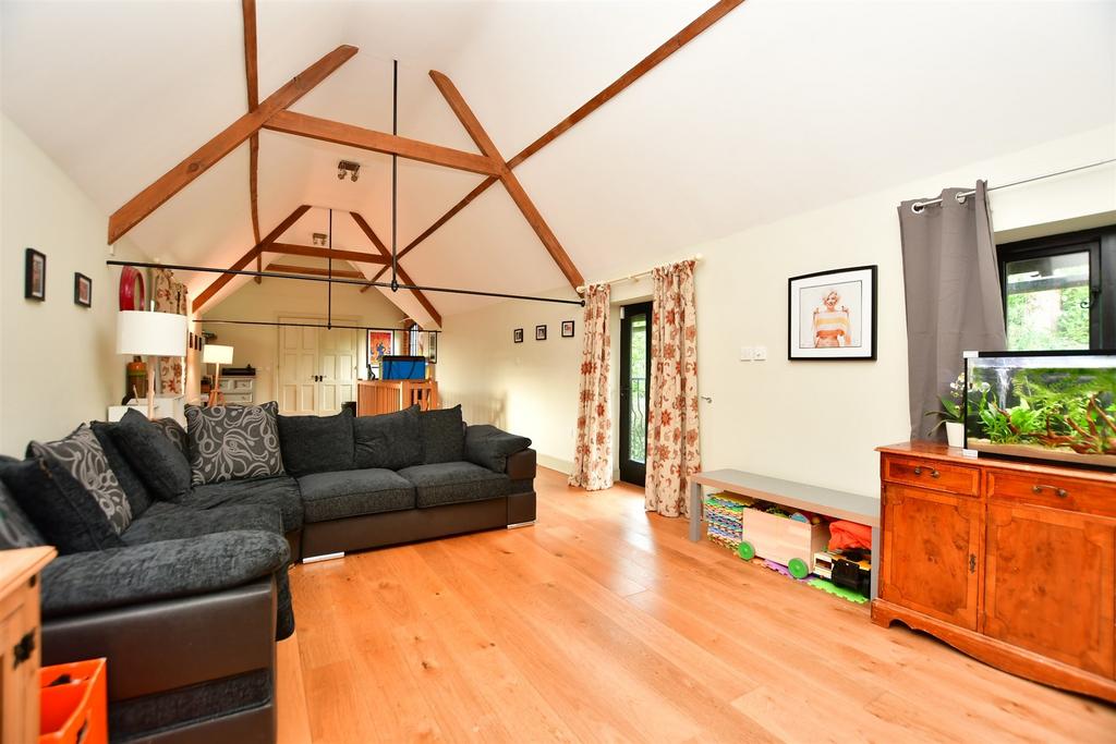 Rushett Lane, Norton, Faversham, Kent 3 bed character property £680,000