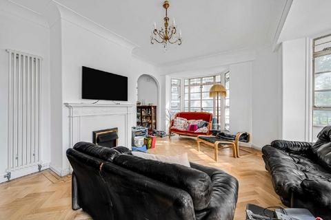3 bedroom flat for sale, Gloucester Place, London