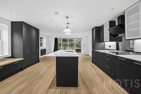 3 bedroom apartment to rent, Trinity Road, Folkestone, CT20