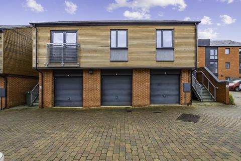 2 bedroom coach house for sale, Batson Mews, Bordon GU35