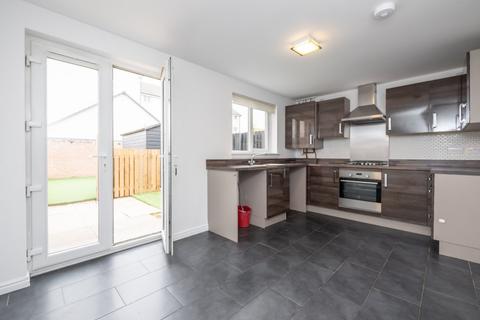 3 bedroom end of terrace house to rent, Dunipace Road, South Gyle Wynd, EH12