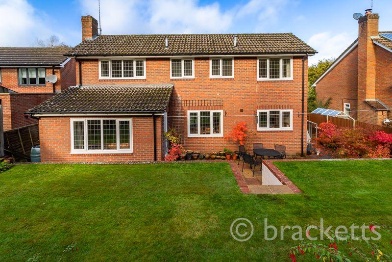 Turners Gardens, Sevenoaks 4 bed detached house £1,150,000