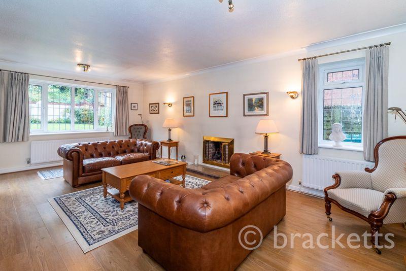 Turners Gardens, Sevenoaks 4 bed detached house £1,150,000