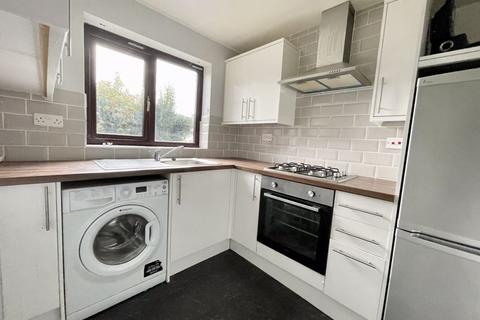 2 bedroom terraced house for sale - WATERSIDE DRIVE, GRIMSBY