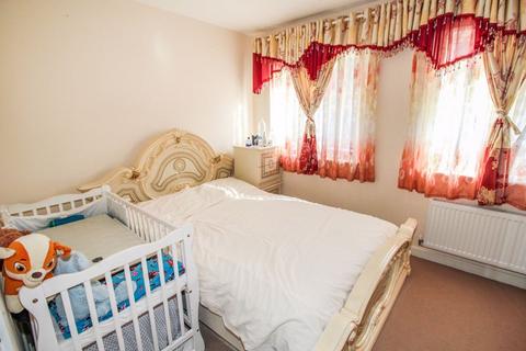 3 bedroom terraced house for sale, Watson Court, Hedge End, SO30 0AQ