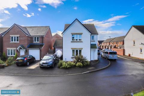 15 Knight Close, Monkton Heathfield, Taunton, TA2 8GJ