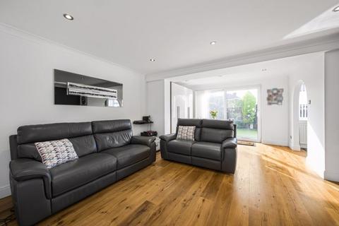 102 Westerham Drive, Sidcup, DA15 9NS