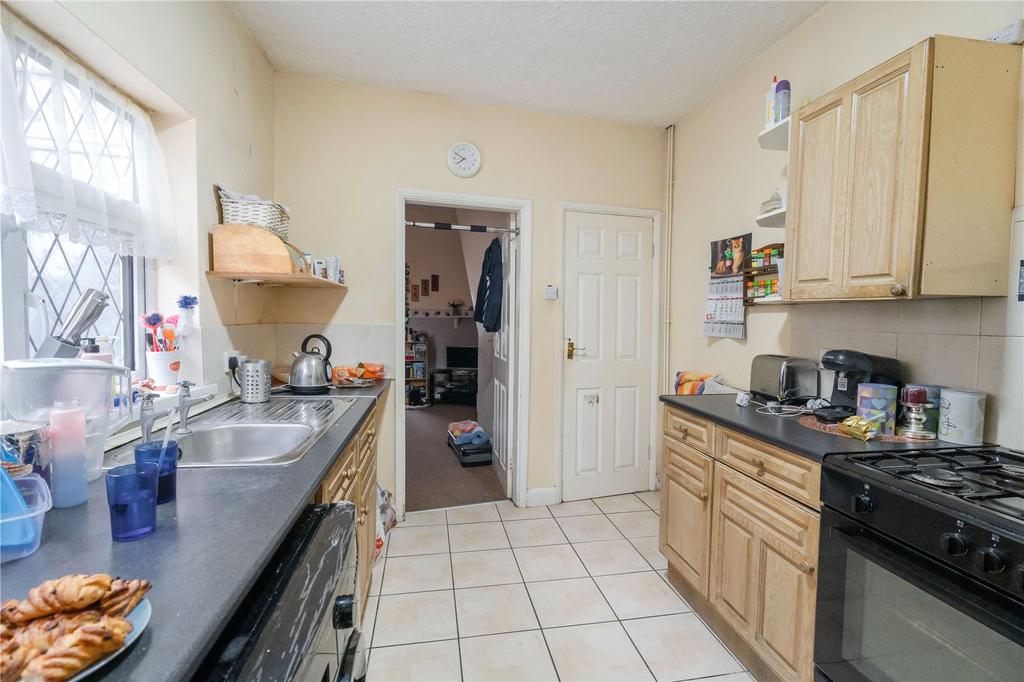 Kitchen (2)